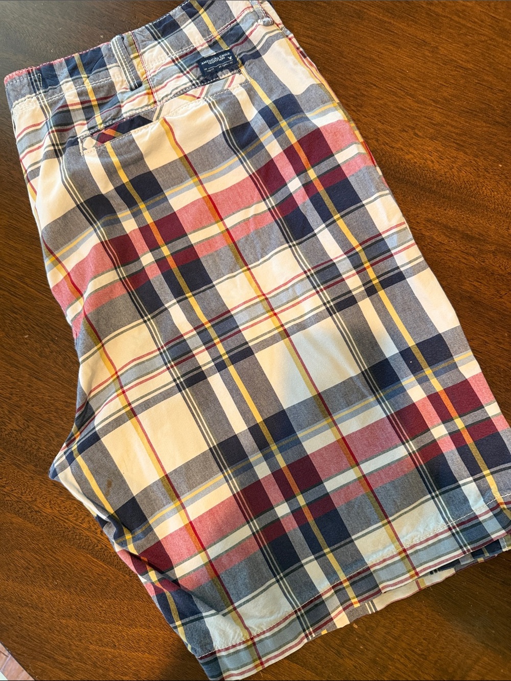 AMERICAN EAGLE MENS SHORTS PLAID